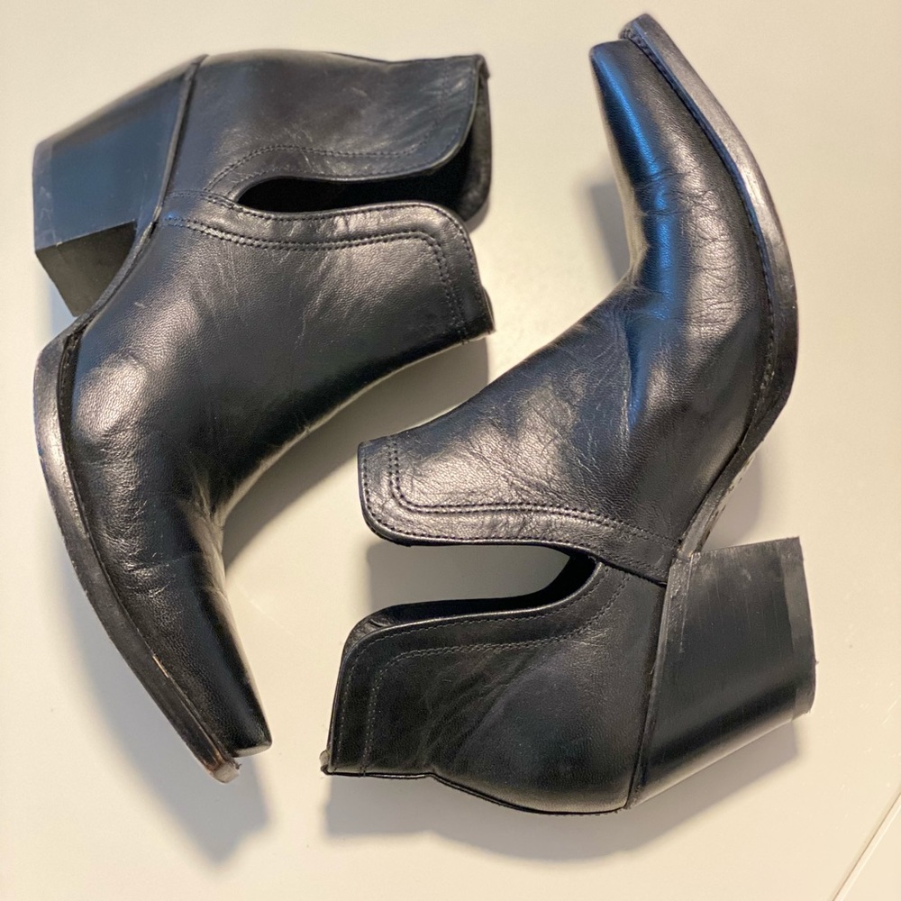 Arita Dixon Bootie